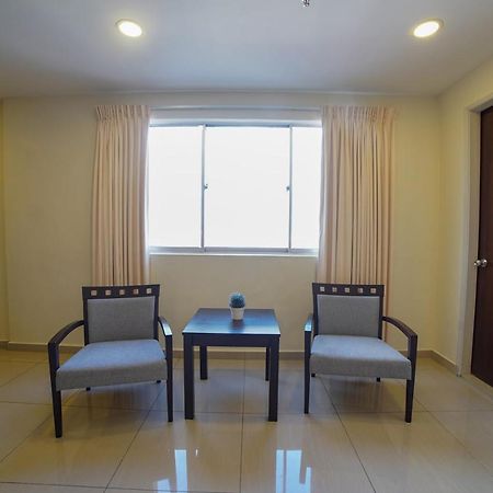 Oyo 89531 Villa Hotel Segamat Ngoại thất bức ảnh