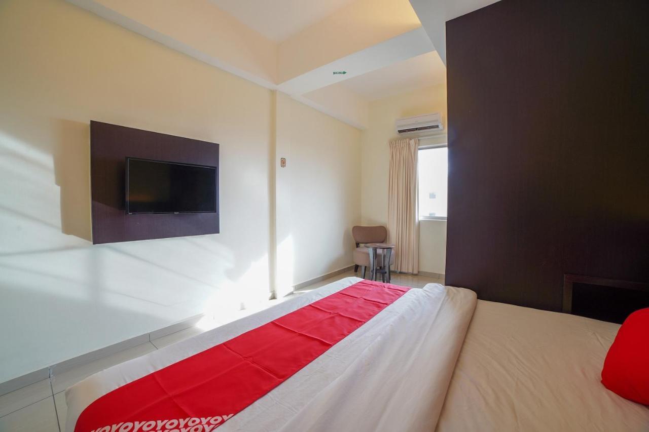 Oyo 89531 Villa Hotel Segamat Ngoại thất bức ảnh