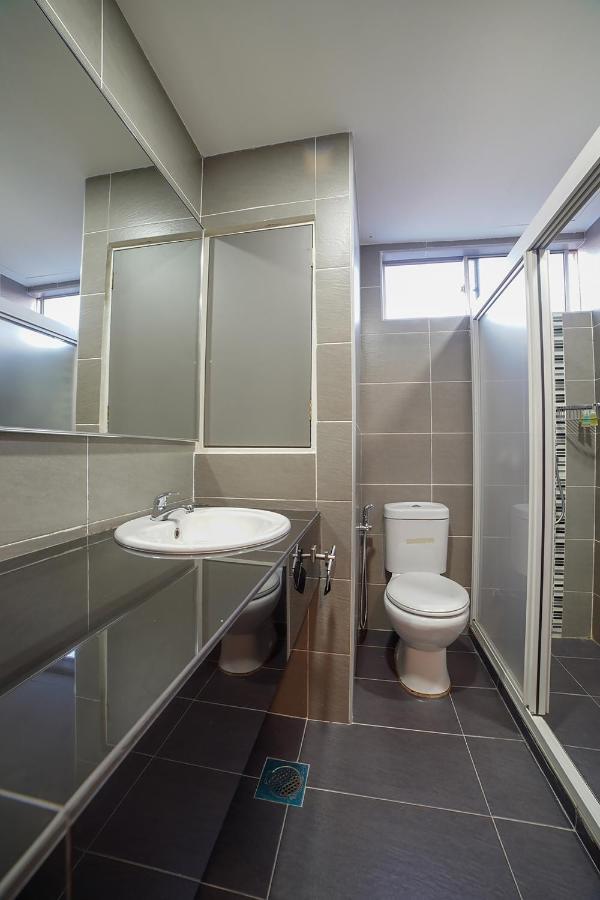 Oyo 89531 Villa Hotel Segamat Ngoại thất bức ảnh