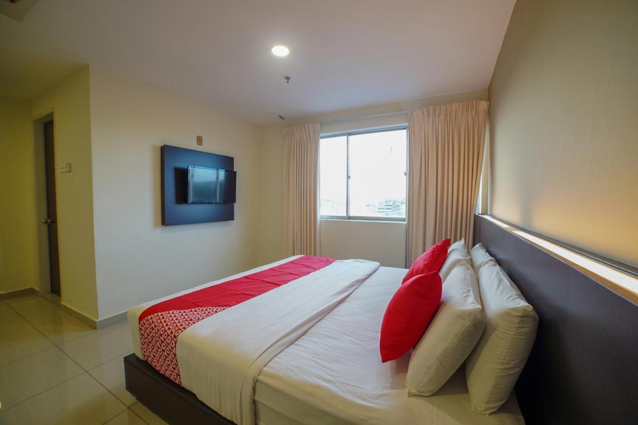 Oyo 89531 Villa Hotel Segamat Ngoại thất bức ảnh