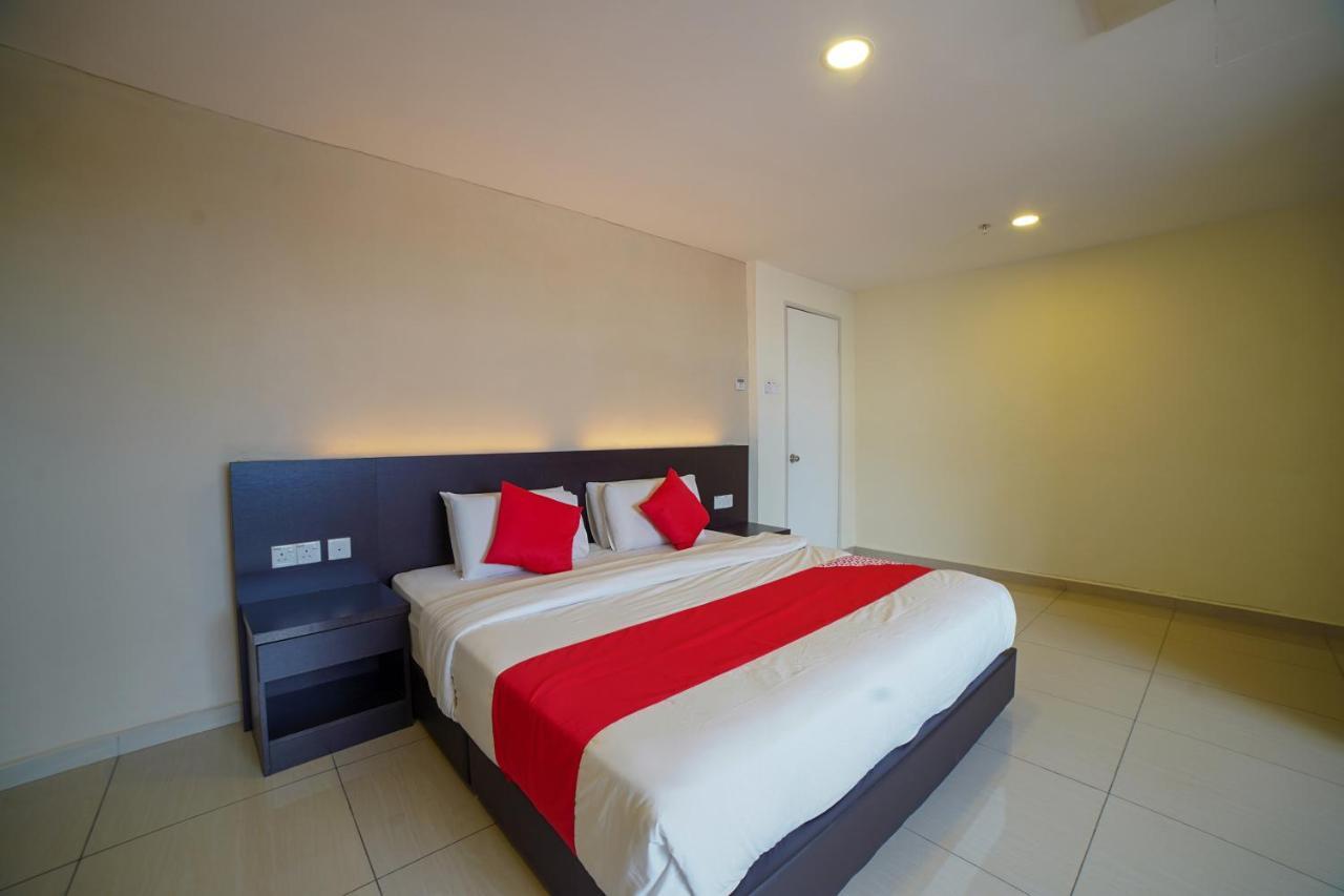 Oyo 89531 Villa Hotel Segamat Ngoại thất bức ảnh